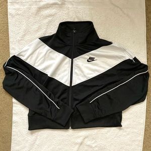 Nike Sportswear Heritage Cropped Track Jacket